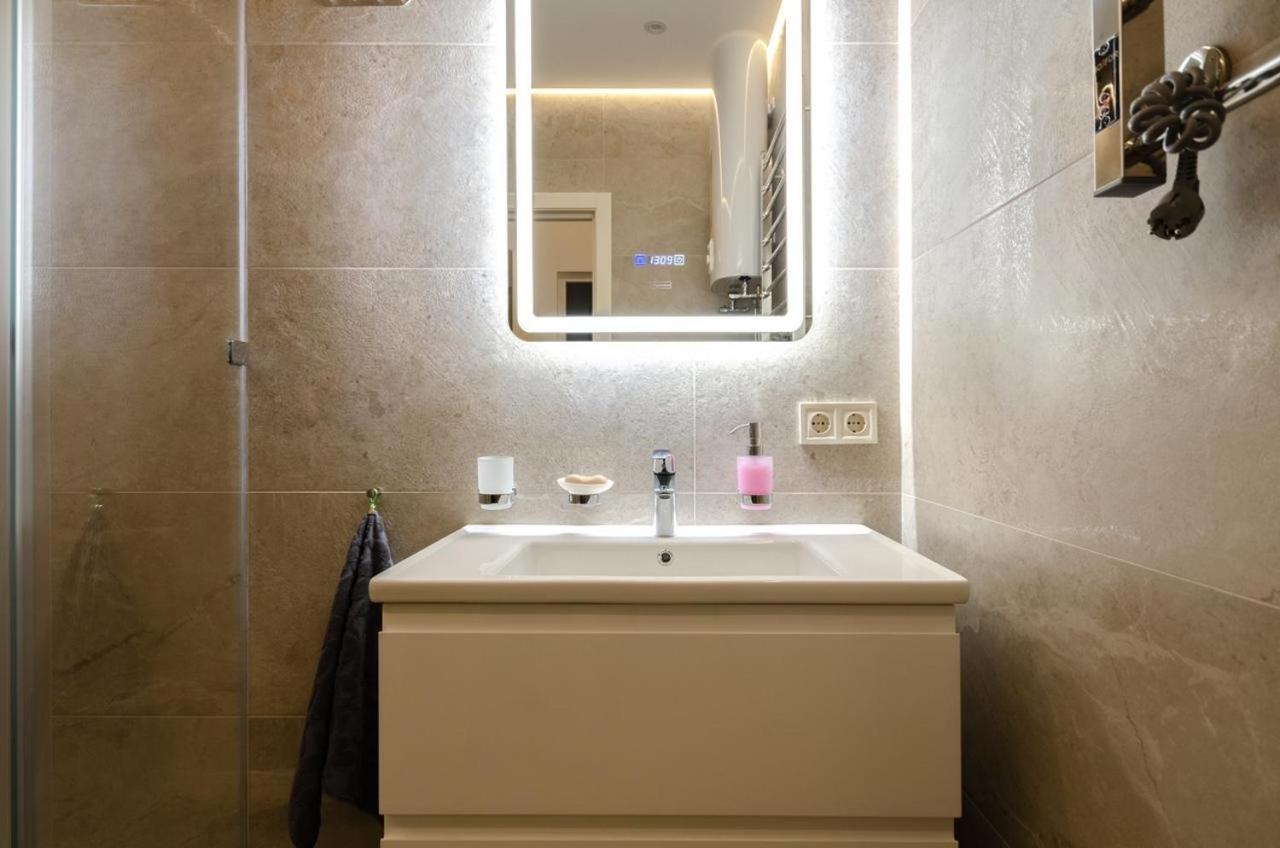 Mini-Smart 1 Apartment Kiev Exterior foto